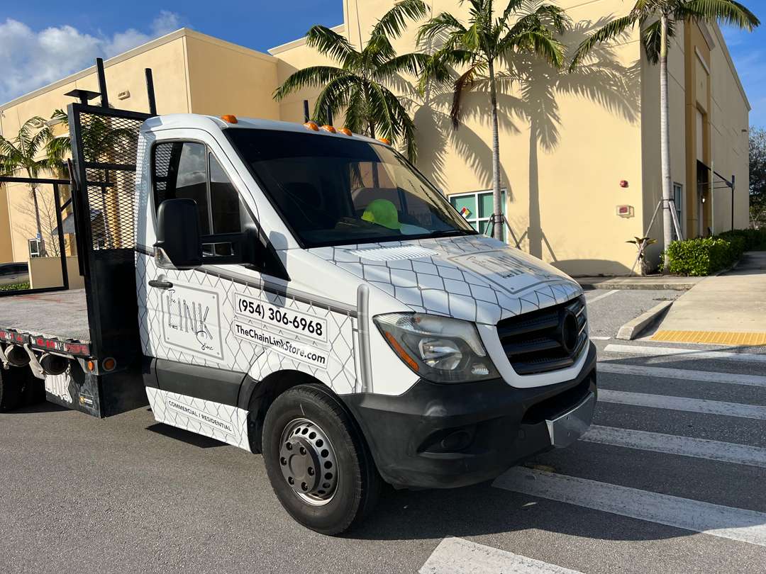 The Chain Link Store