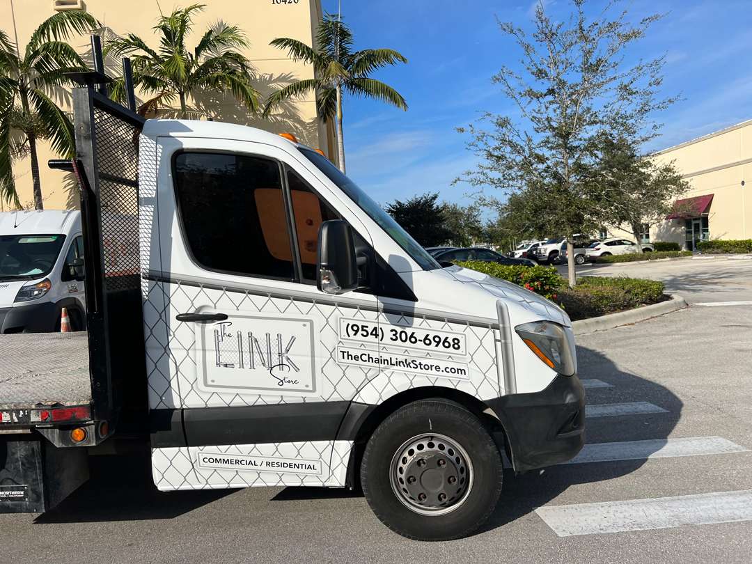 The Chain Link Store