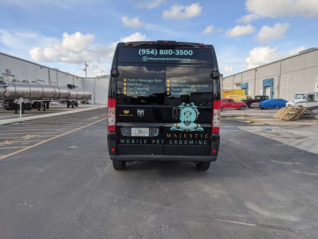 Majestic Mobile Pet Grooming