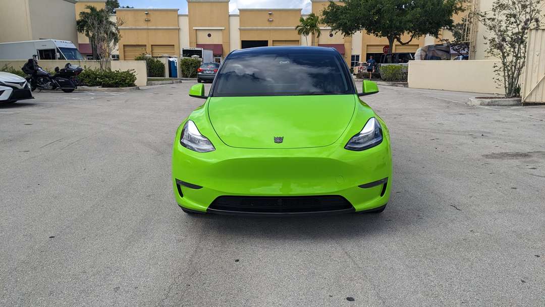 Color Change - Electric Green