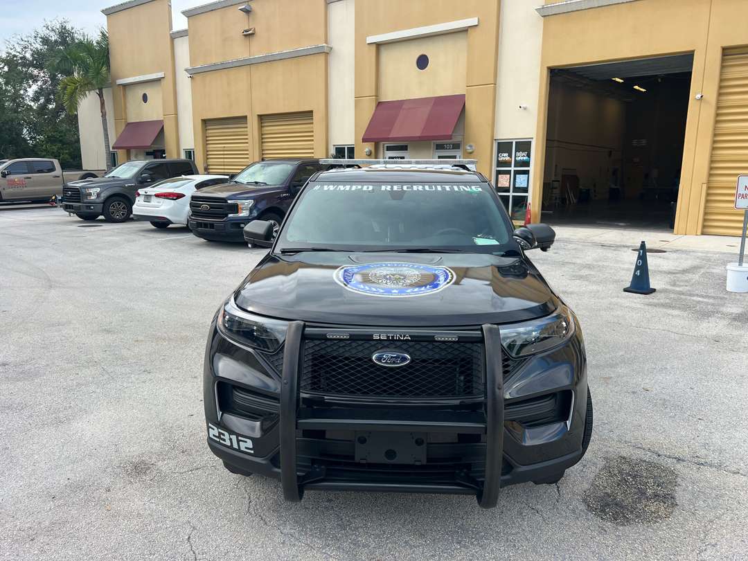 Police Wilton Manors