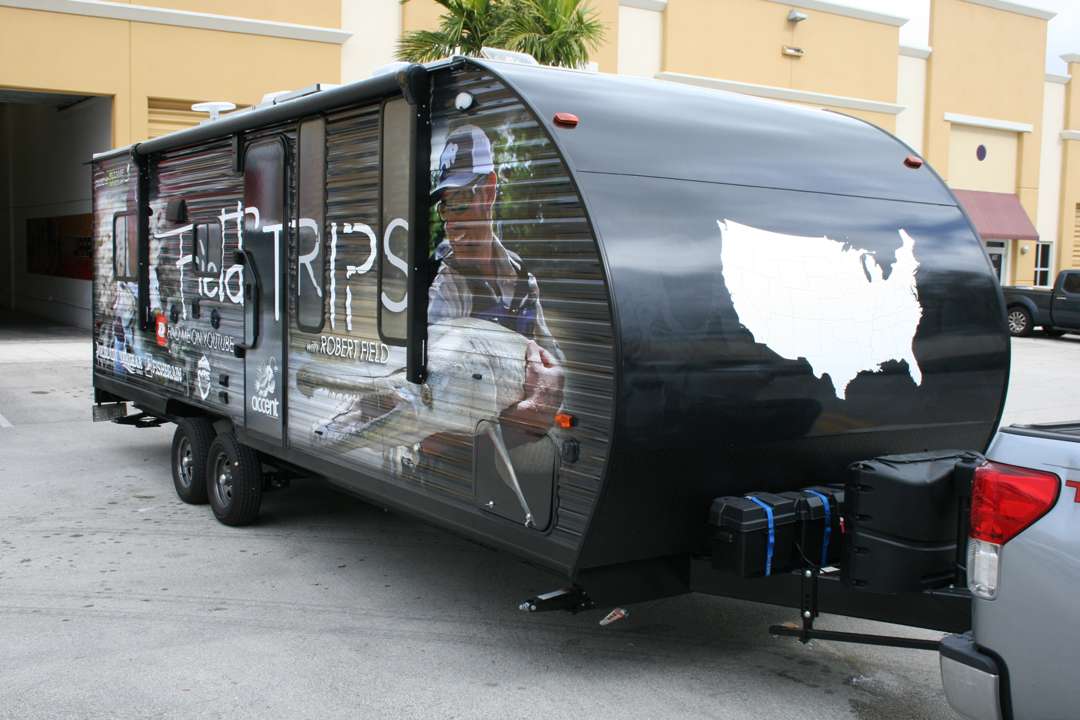 Field Trips by Robert Field